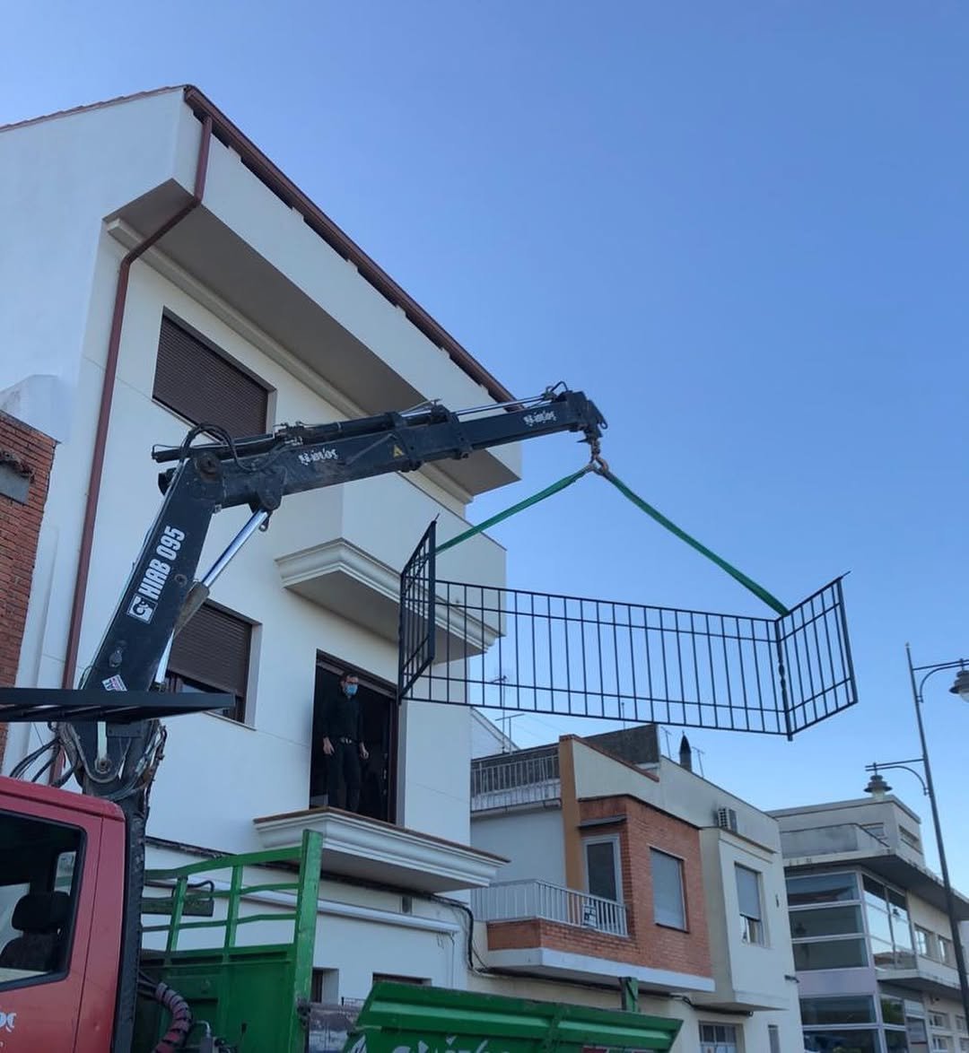 Preguntas frecuentes Contacto Carpintería Metálica en Valencia